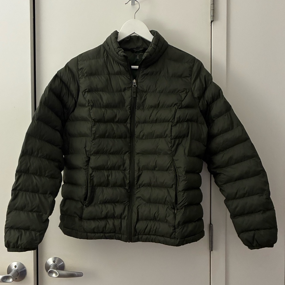 Amazon Essentials Puffer Coat Jacket Lightweight … - image 4